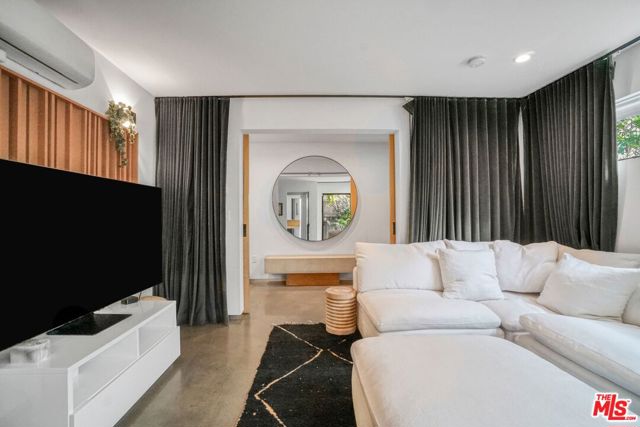 1335 N Fuller Avenue, Los Angeles CA: https://media.crmls.org/mediaz/bce58f6c-8c76-427f-9bc0-2a2e587d712f.jpg
