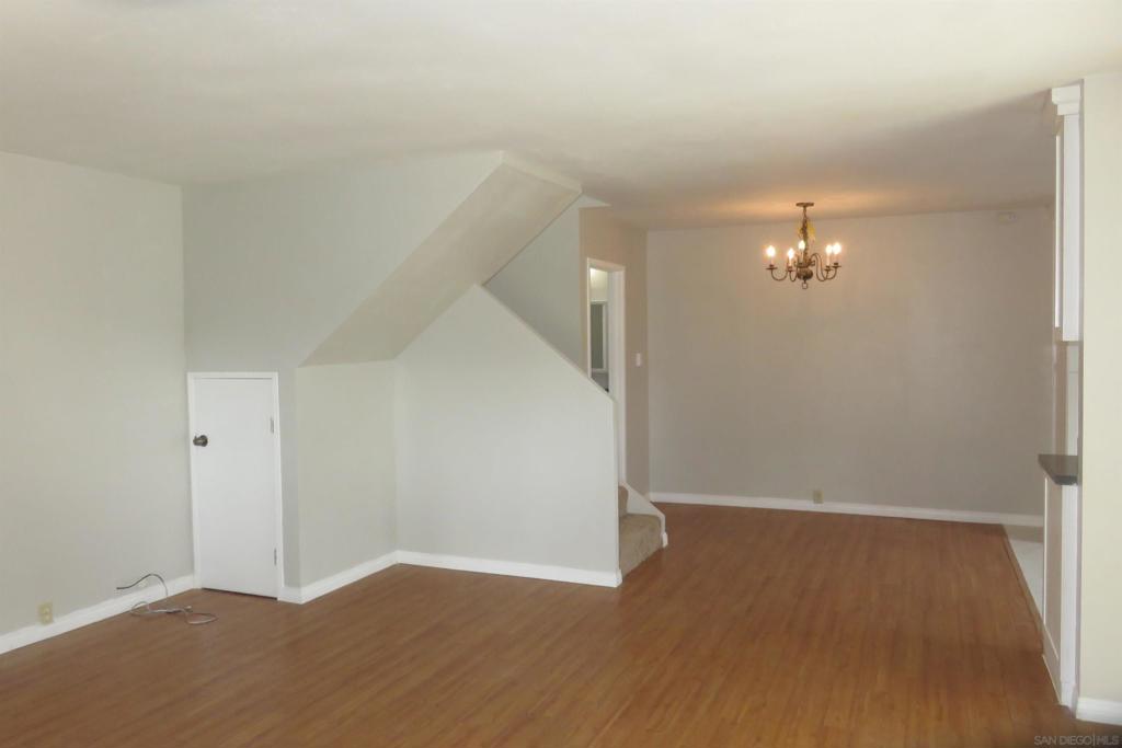 9526 Easter Way - photo 2