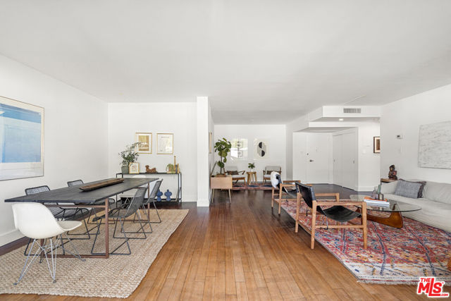 8787 Shoreham Drive, West Hollywood CA: https://media.crmls.org/mediaz/bce8ab5b-c28d-452a-922a-102c4d937bba.jpg