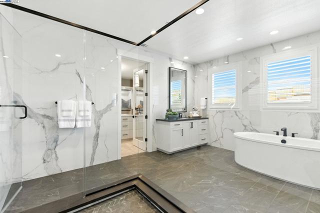 1725 SW Wren, Dublin CA: https://media.crmls.org/mediaz/bcea000a-bf62-4563-accc-2ffcf1c9e26c.jpg