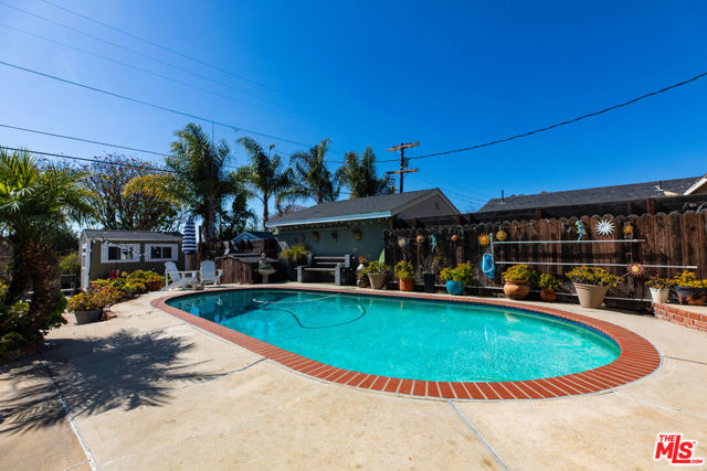 6422 87th Place, Los Angeles, California 90045, 4 Bedrooms Bedrooms, ,2 BathroomsBathrooms,Single Family Residence,For Sale,87th,25502489