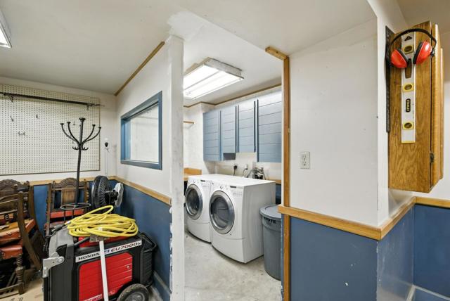 720 Quigg Way, Boulder Creek CA: https://media.crmls.org/mediaz/bcec355a-6008-41d2-a735-ea42600e00a3.jpg
