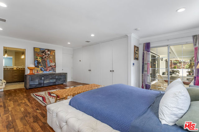 6570 Lakeridge Road, Los Angeles CA: https://media.crmls.org/mediaz/bced52c3-a612-47eb-a64f-66102b1efd5b.jpg