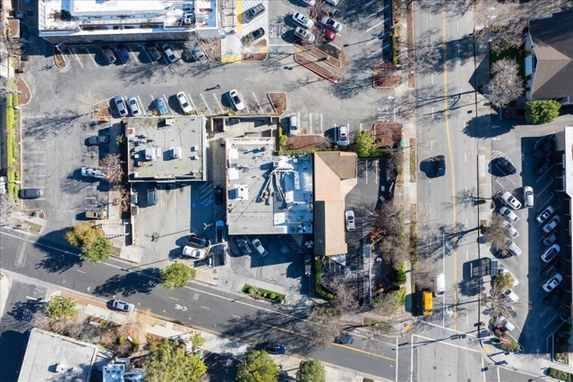 Image 7 of 21 For 706 Colorado Ave