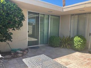 76795 Lark Drive, Indian Wells CA: https://media.crmls.org/mediaz/bcedc8d6-1f0d-4718-abac-2aad8abcb18b.jpg