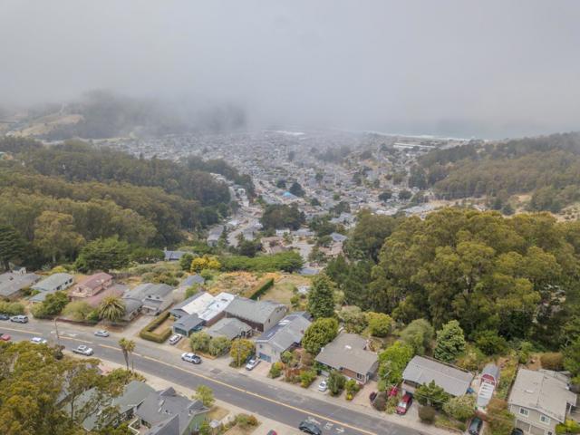 1327 Crespi Drive, Pacifica CA: https://media.crmls.org/mediaz/bcee9e74-f620-4dd7-a6dc-31ece8c2f132.jpg