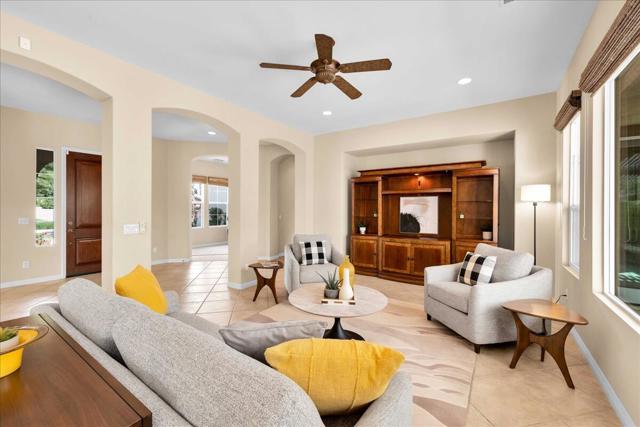 61255 Portulaca Drive, La Quinta CA: https://media.crmls.org/mediaz/bceef886-55a7-4723-a6b6-e57bd6590290.jpg
