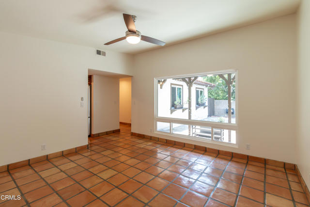 Detail Gallery Image 6 of 38 For 7944 Day St, Sunland,  CA 91040 - 3 Beds | 2 Baths