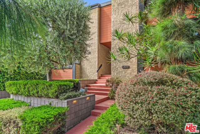 Image 3 for 1427 S Bentley Ave #D, Los Angeles, CA 90025