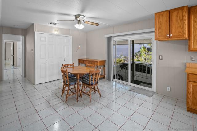 9500 Harritt Rd, Lakeside CA: https://media.crmls.org/mediaz/bcf02e11-4066-4dc8-bb53-5deb479827f6.jpg