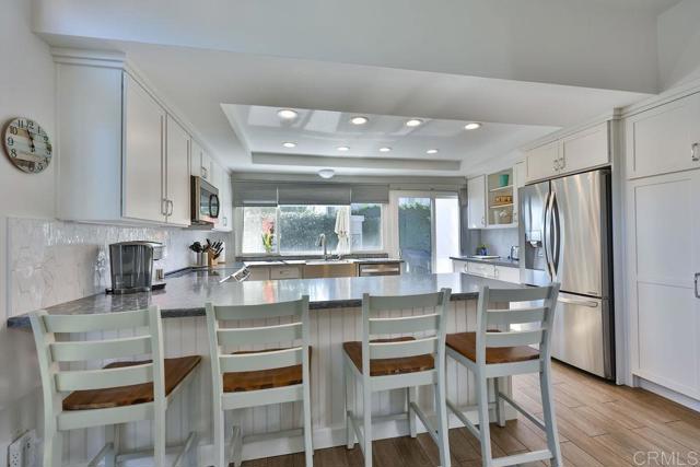 Detail Gallery Image 20 of 52 For 79 Half Moon Bend, Coronado,  CA 92118 - 3 Beds | 2 Baths