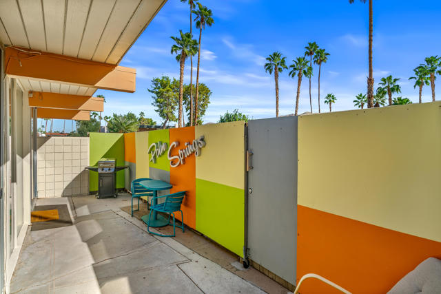 1111 E Palm Canyon Drive, Palm Springs CA: https://media.crmls.org/mediaz/bcf0808e-b912-4070-8238-3d2e439fa613.jpg