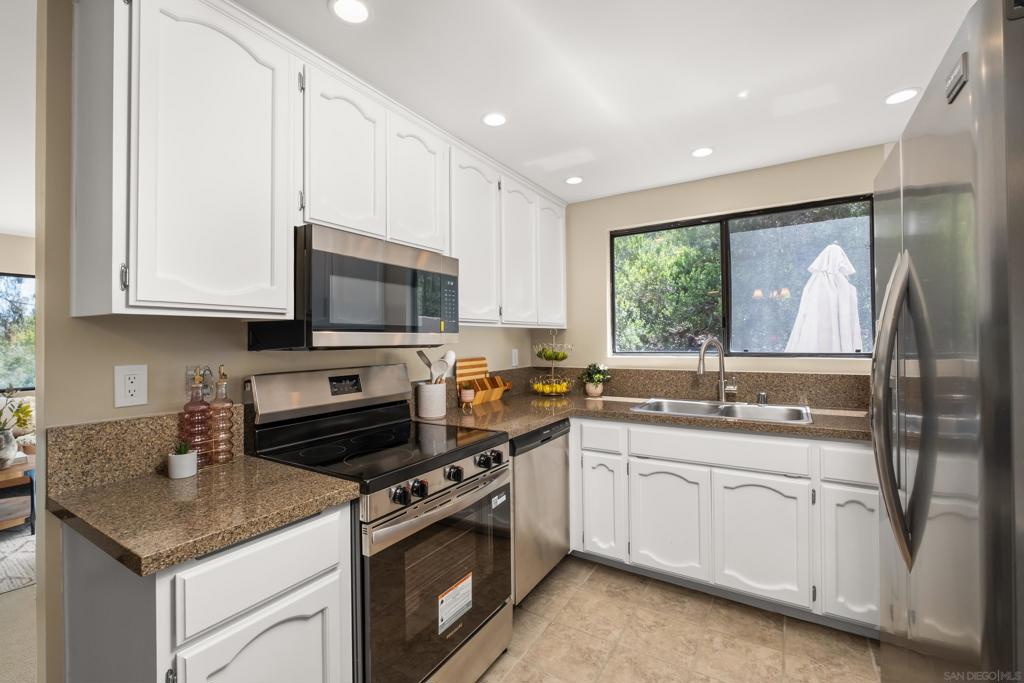 1712 Whaley Ave - photo 8