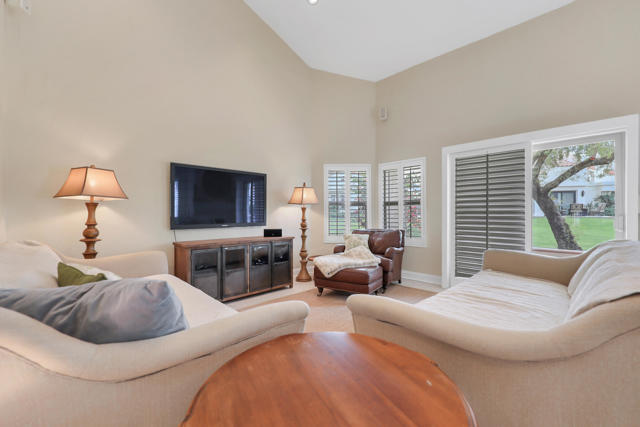 77463 Calle Mazatan, La Quinta CA: https://media.crmls.org/mediaz/bcf3e111-af68-4c8e-8bd6-d47f5ba99f1e.jpg