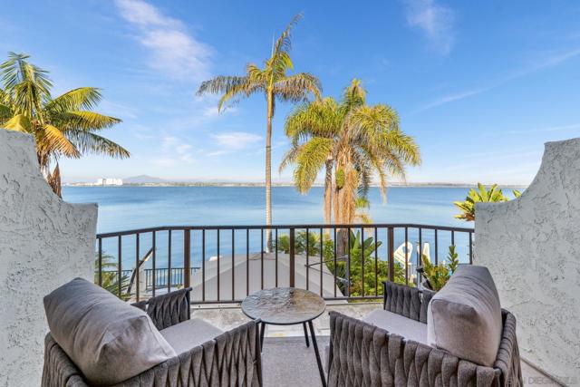 59 Tunapuna Ln, Coronado CA: https://media.crmls.org/mediaz/bcf4ac24-1abd-490f-894b-b2007b11965e.jpg
