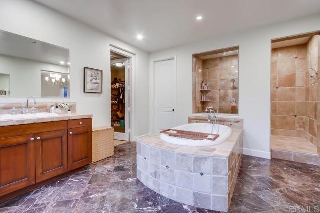 Detail Gallery Image 35 of 70 For 8308 Top O the Morning Way, San Diego,  CA 92127 - 5 Beds | 5/1 Baths