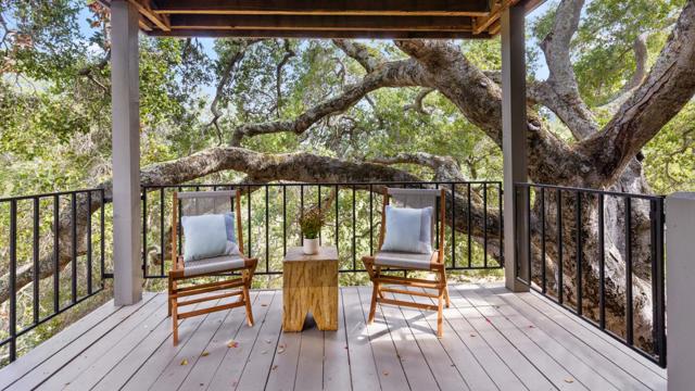 11 Hawk View, Portola Valley CA: https://media.crmls.org/mediaz/bcf689ea-c6b5-4df9-bed7-491a1b1b296f.jpg