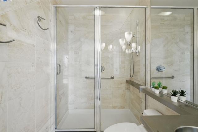 3 Commodore Dr, Emeryville CA: https://media.crmls.org/mediaz/bcf7df0d-75d5-4e48-a2b1-74c6ccf89879.jpg