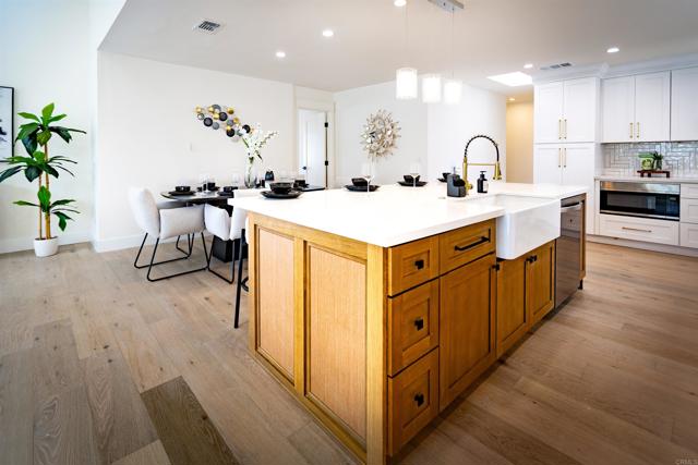 1513 California Street, Oceanside CA: https://media.crmls.org/mediaz/bcf8bf2a-9299-4515-b04b-22175db932e6.jpg