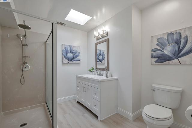 36339 Beech Pl, Newark CA: https://media.crmls.org/mediaz/bcf98c4e-85eb-48d1-aa9b-d16e35a16813.jpg