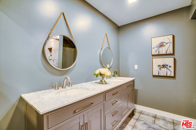 4101 Tarrybrae Terrace, Tarzana CA: https://media.crmls.org/mediaz/bcfa7a8b-89e9-4c7d-aa30-14cd236bcb6f.jpg