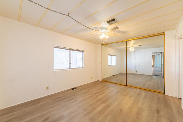 43378 Nola Street, Hemet CA: https://media.crmls.org/mediaz/bcfaae76-557a-4780-93a5-677f901741c2.jpg