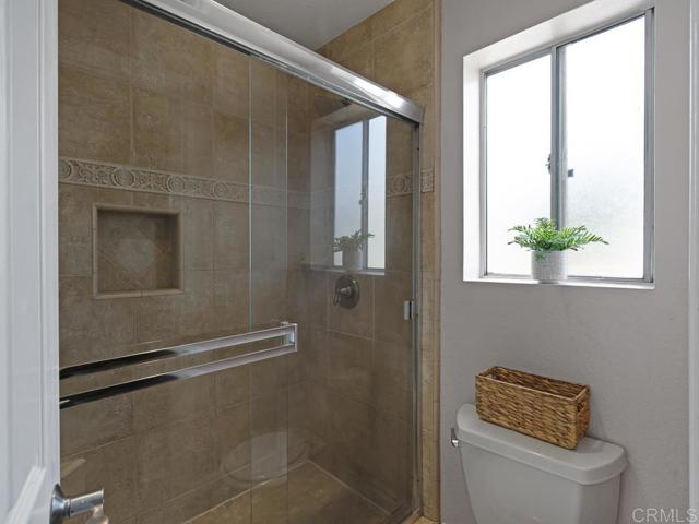 1216 Woodview Drive, Oceanside CA: https://media.crmls.org/mediaz/bcfcaf44-084b-4025-b5f1-c078380bf125.jpg