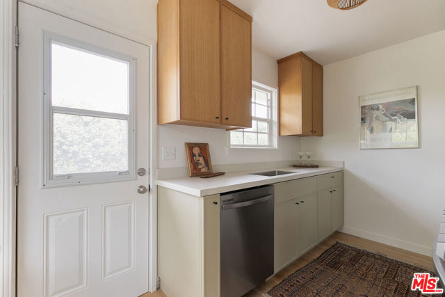4020 Bemis Street, A photo 7