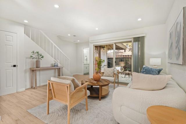 220 Red Oak Drive, Sunnyvale CA: https://media.crmls.org/mediaz/bcfe2598-4210-42cb-8b1b-a8a2ad084be8.jpg