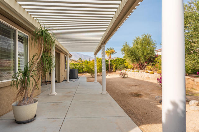 Image 39 of 43 For 1850 Savanna Way
