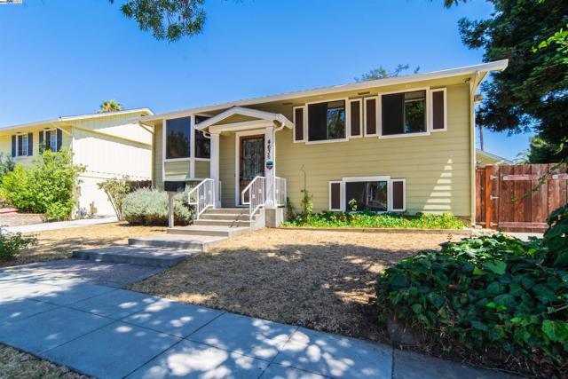 Image 7 of 52 For 4636 Serra Ave