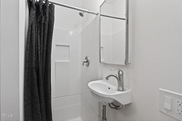 Detail Gallery Image 17 of 22 For 417 N 8th St, Santa Paula,  CA 93060 - 2 Beds | 2 Baths