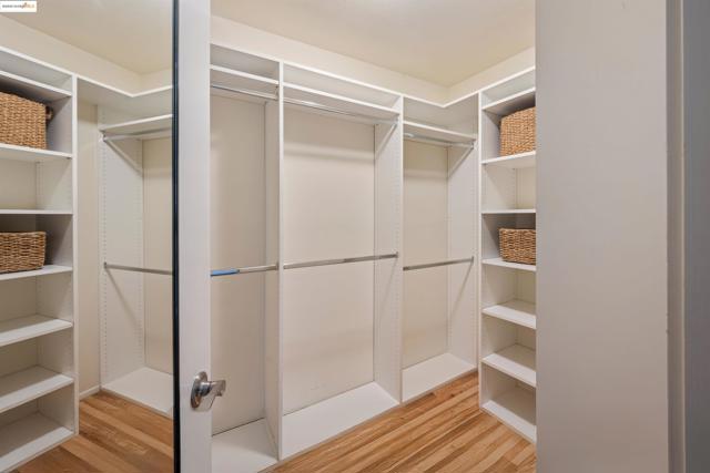 1051 Lea Drive, San Rafael CA: https://media.crmls.org/mediaz/bd00f46a-d742-4079-a476-c8e64bb84fa7.jpg