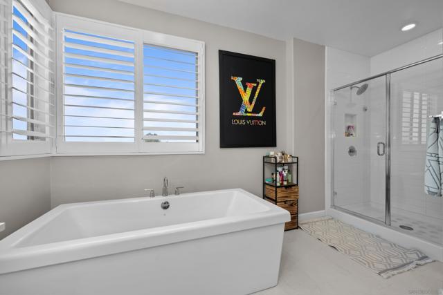 1485 Natalia Ct., Escondido CA: https://media.crmls.org/mediaz/bd014bc1-e766-4b60-94ae-a5a7a8542d53.jpg