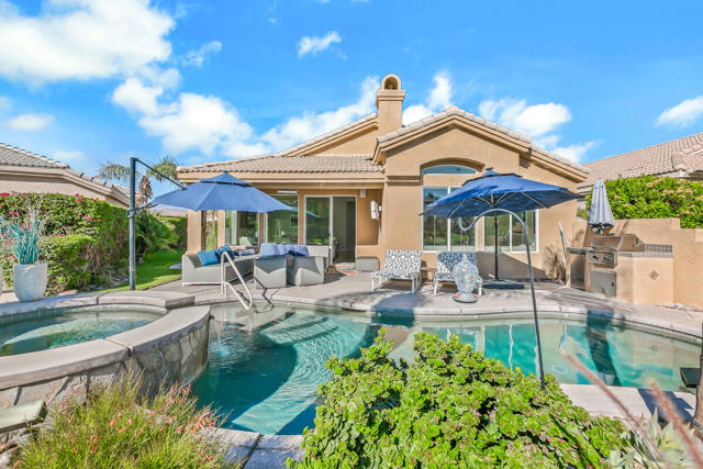67361 N Laguna Drive, Cathedral City CA: https://media.crmls.org/mediaz/bd016a4b-4c55-4ad0-9861-32e359323b7a.jpg