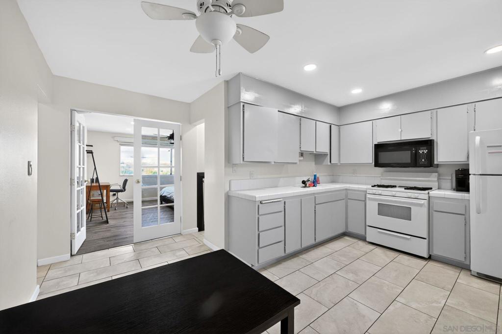 4875 Cole - photo 20