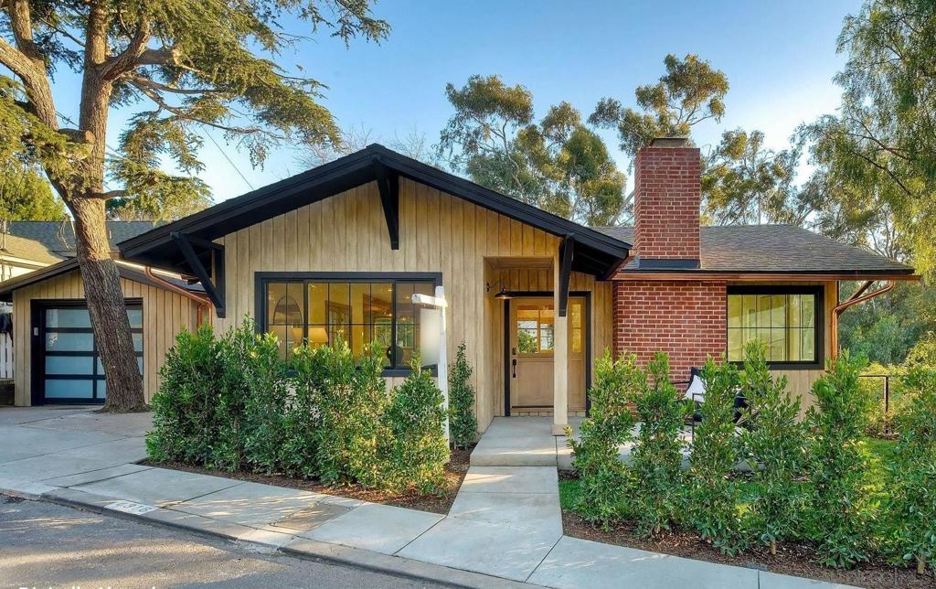 4316 Arcadia Dr - photo 2