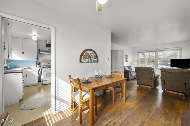 Detail Gallery Image 4 of 17 For 519 S Emma Ave, Ventura,  CA 93003 - 3 Beds | 1 Baths