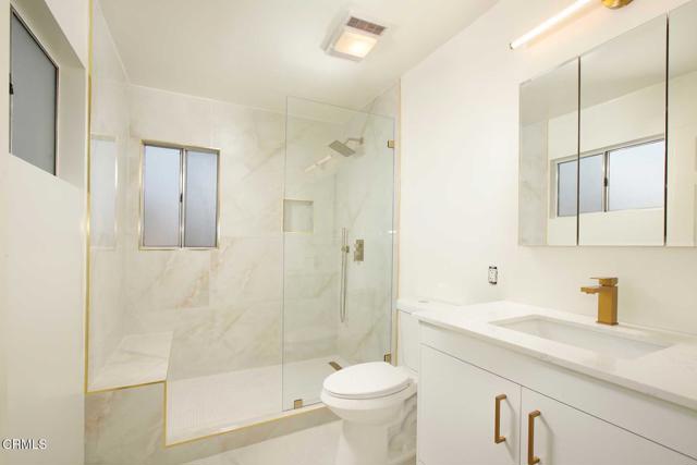 Detail Gallery Image 22 of 29 For 7046 Murietta Ave, Van Nuys,  CA 91405 - 4 Beds | 2 Baths