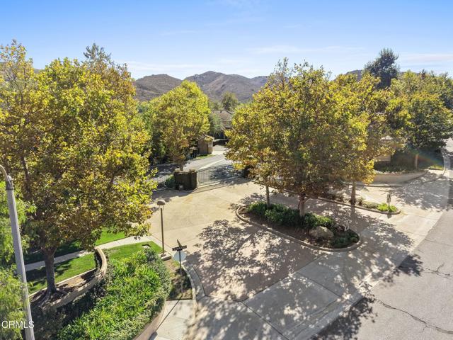 Detail Gallery Image 45 of 46 For 596 Fenwick Way #C,  Simi Valley,  CA 93065 - 3 Beds | 2/1 Baths