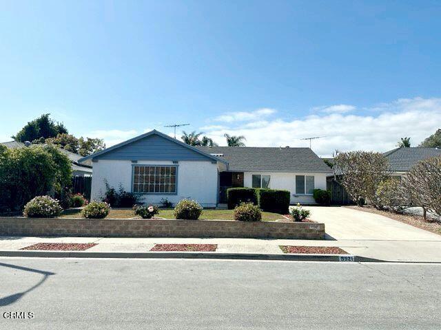 9521 Santa Maria Street, Ventura, CA 93004