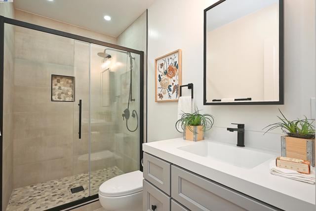 3208 McNutt, Walnut Creek CA: https://media.crmls.org/mediaz/bd05ebe3-9b34-44eb-b30a-d3a43b5f9a62.jpg