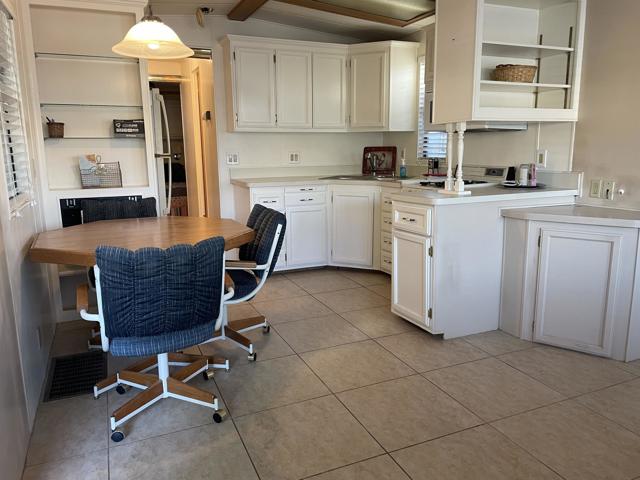 74711 Dillon Road, Desert Hot Springs CA: https://media.crmls.org/mediaz/bd0653bf-d8c5-4a1f-9f03-8e888287f977.jpg