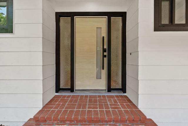 2344 Deodara Drive, Los Altos CA: https://media.crmls.org/mediaz/bd068ab1-b021-4694-8b24-008ff6399034.jpg