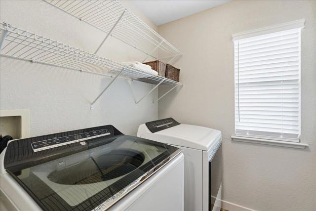 705 Otter Court, Fairfield CA: https://media.crmls.org/mediaz/bd06a8b4-bf98-4dc7-b4fc-e746a1adee7f.jpg