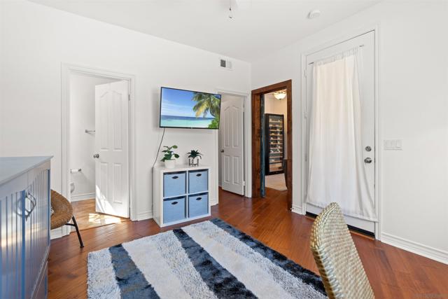 1726 BLUE WATER LANE, San Marcos CA: https://media.crmls.org/mediaz/bd070014-5d24-4a6c-b22a-5e8cfb88e1de.jpg