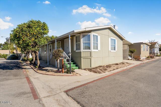 Detail Gallery Image 2 of 49 For 30 via Paloma #30,  Camarillo,  CA 93012 - 3 Beds | 2 Baths