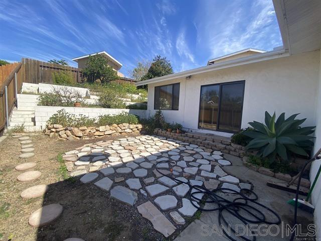 7734 Peacock Drive - photo 10