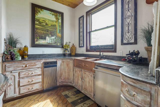 24943 N McIntire Road, Clements CA: https://media.crmls.org/mediaz/bd0a8032-9947-479b-b548-920cf6e376cc.jpg