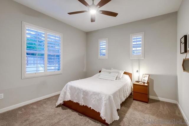 Image 47 of 75 For 9221 Helix Mesa Way